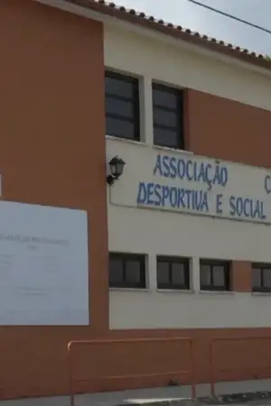Associação Cultural da Ereira foi o refúgio da população durante as semanas de isolamento